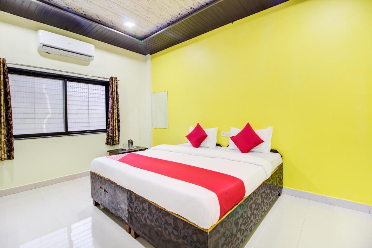 Oyo 48915 Chaitanya Green Park Hotel Vani Екстериор снимка